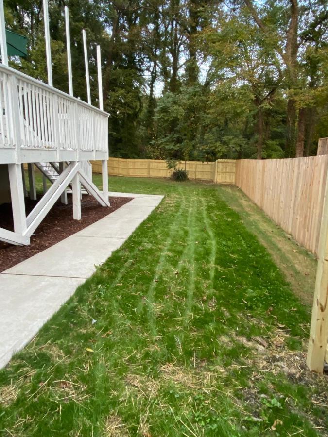 Modern 3-Bedroom, Big Fence Yard, Pets Stay Free Durham Zewnętrze zdjęcie